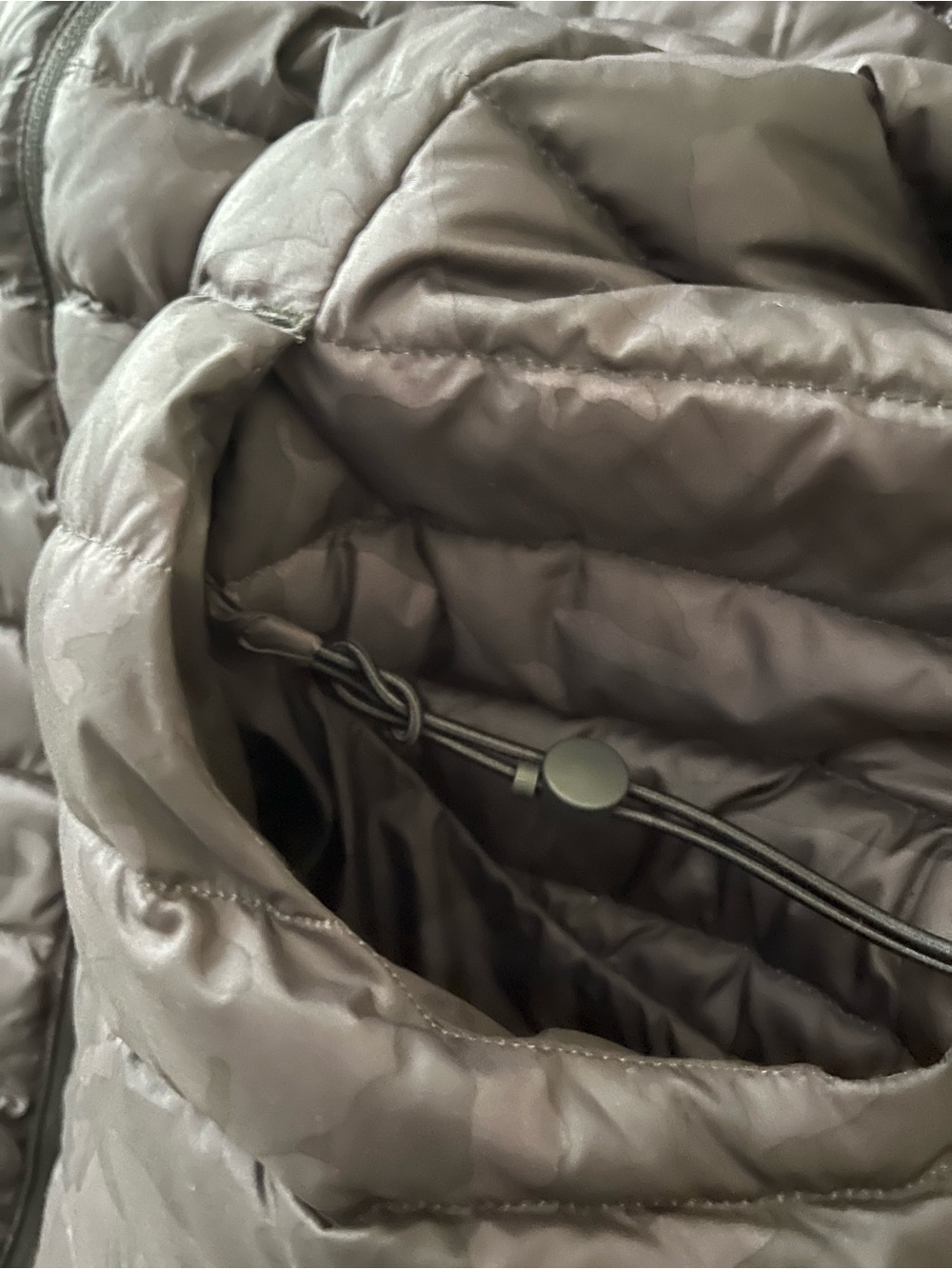 Lululemon Camo Puffer Jacket - Picture 8 of 12